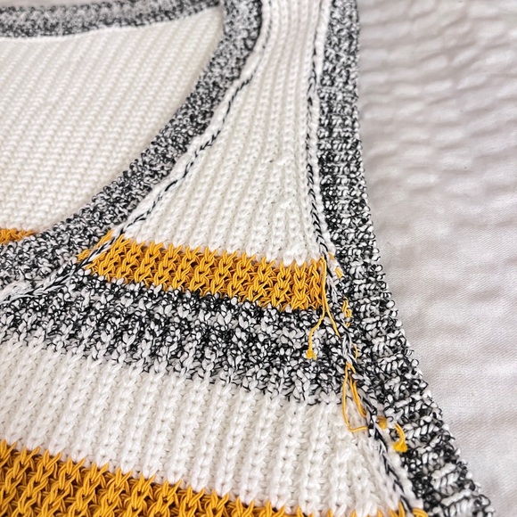 LUCKY BRAND Mustard Colorblock Knit Tank Top/Vest Size Medium - Picture 8 of 10